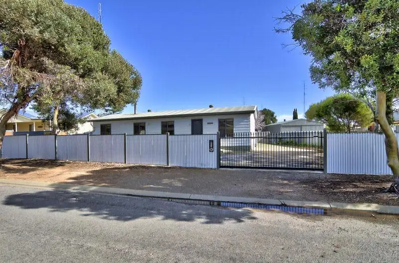 Main view of Homely house listing, 33 Moontana Avenue, Moonta Bay SA 5558