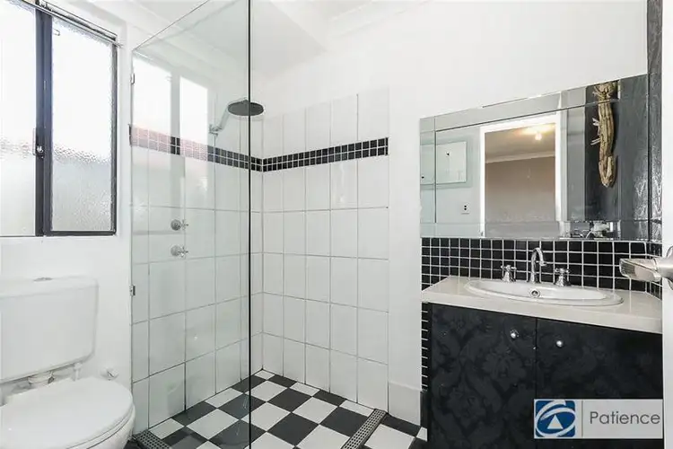 Sixth view of Homely house listing, 24 Lyndavale Loop, Carramar WA 6031