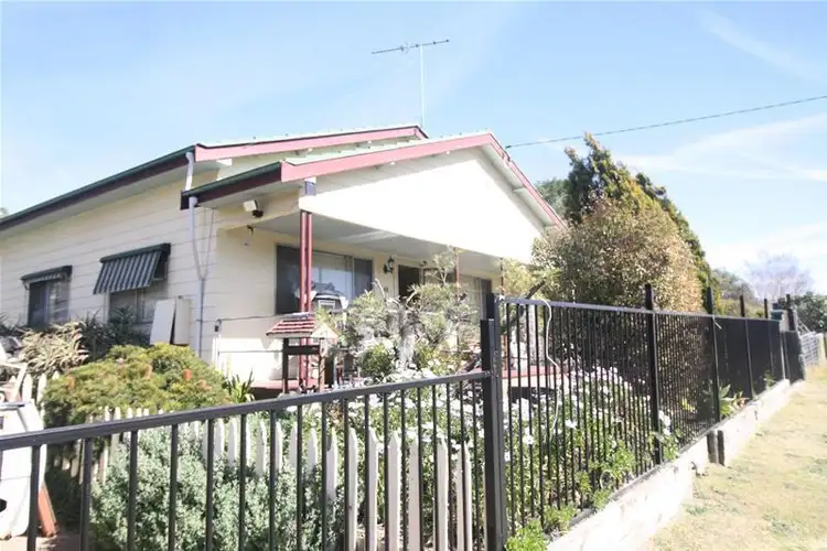 48 Fourth Street, Weston NSW 2326