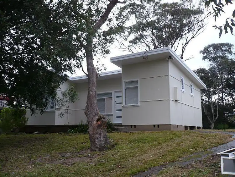 3 Lloyd Street