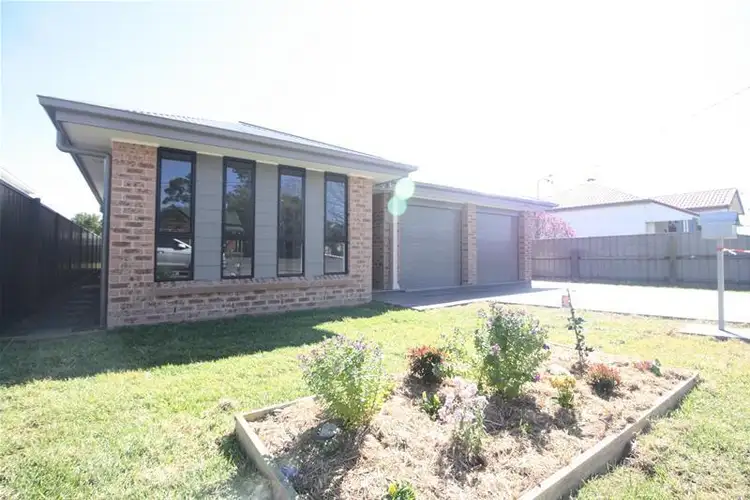 4 Weston Street, Weston NSW 2326