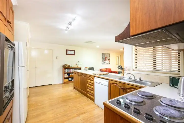 Fifth view of Homely house listing, 7 Oswald Court, Mildura VIC 3500