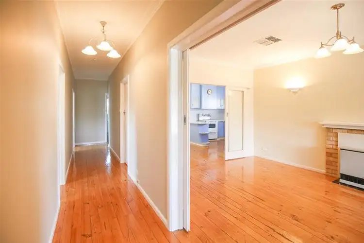 Fifth view of Homely house listing, 2 Cleary Avenue, Mildura VIC 3500