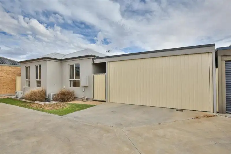 Main view of Homely townhouse listing, 2/41 Leicester Street, Mildura VIC 3500