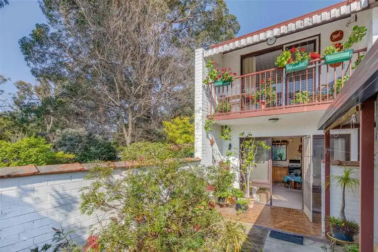 1/39 Byron  Road, Kalamunda WA 6076