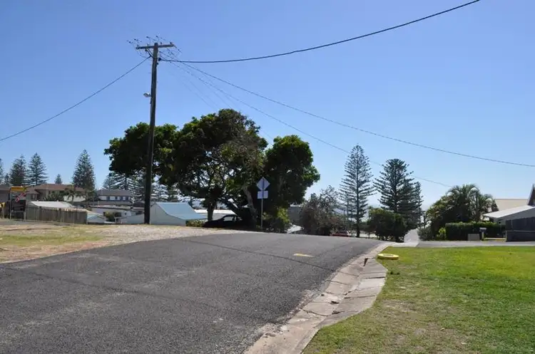 Fourth view of Homely unit listing, 2/24 Queen Street, Yamba NSW 2464