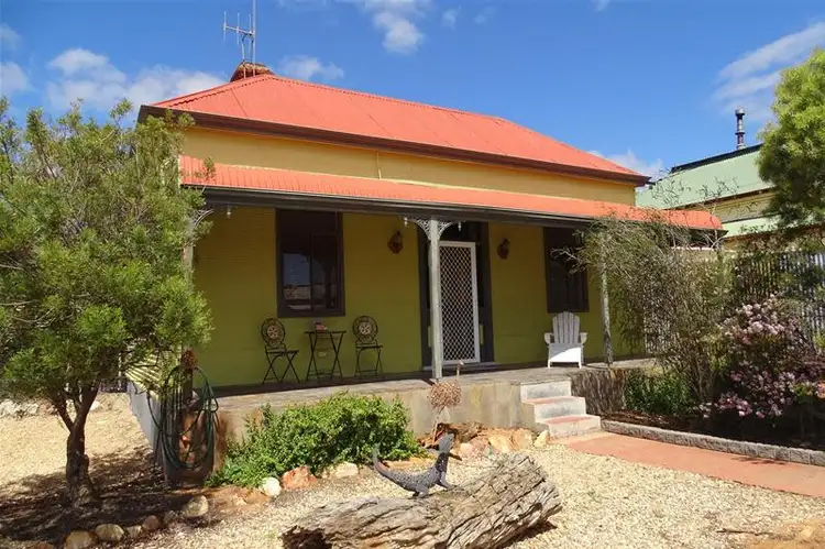 101 Thomas Street, Broken Hill NSW 2880