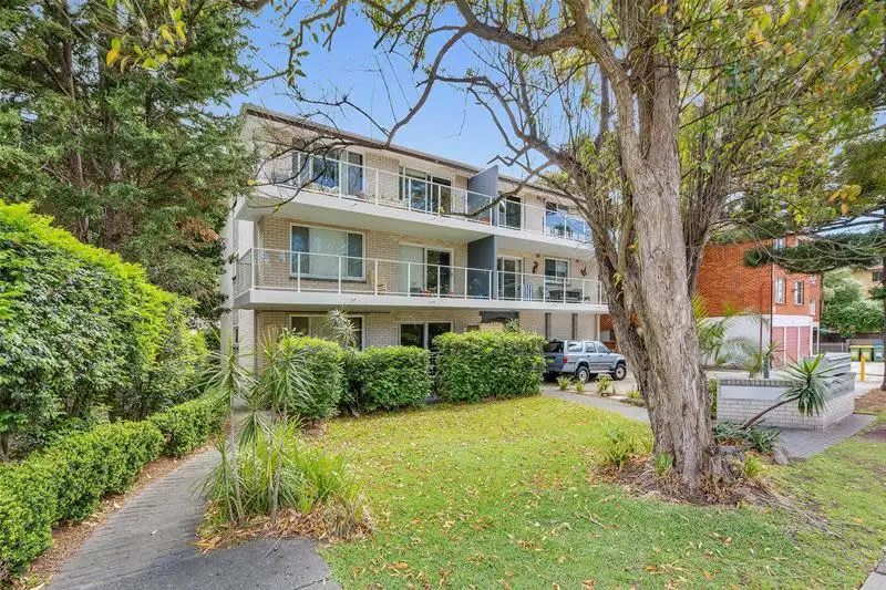 Main view of Homely unit listing, 1/11 Fielding Street, Collaroy NSW 2097