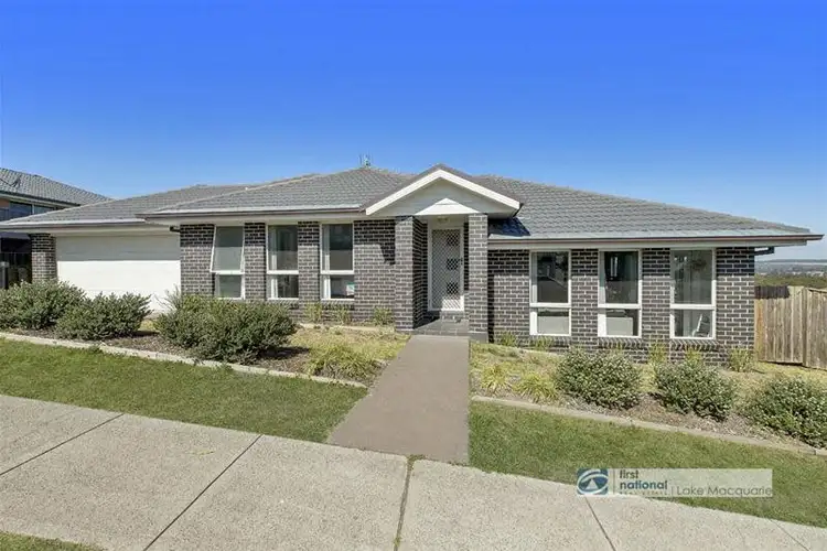 8 Hooghly Avenue, Cameron Park NSW 2285