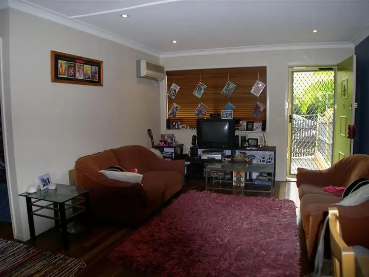 2/8 Ames Street, Coorparoo QLD 4151