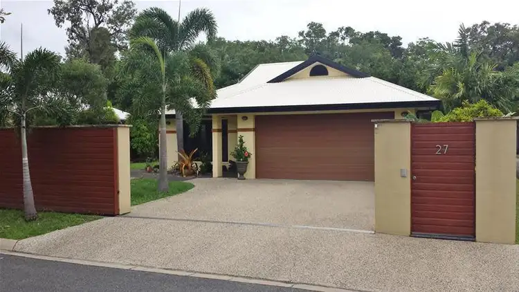 27 Lagoon Drive, Trinity Beach QLD 4879