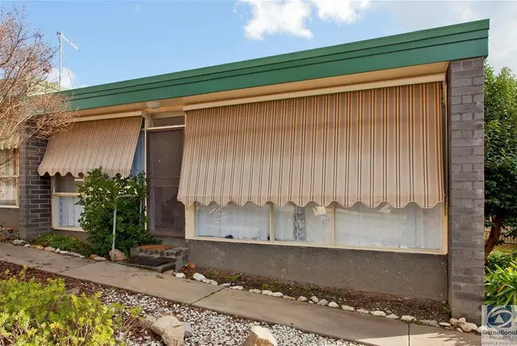 Main view of Homely apartment listing, 4/2-4 Kurewa Street, Tallangatta VIC 3700