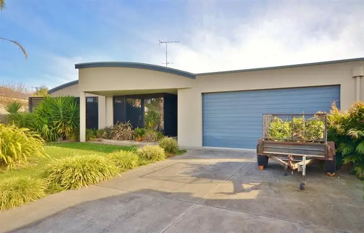 8 The Mews, Inverloch VIC 3996