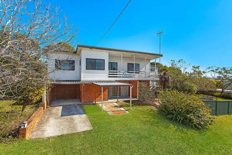 7 Rays Road, Bateau Bay NSW 2261