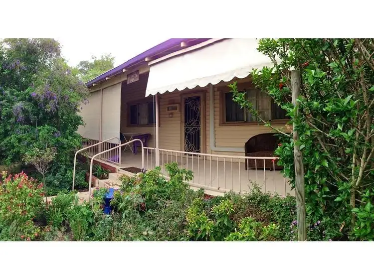 104 FOURACRE Street, Waroona WA 6215