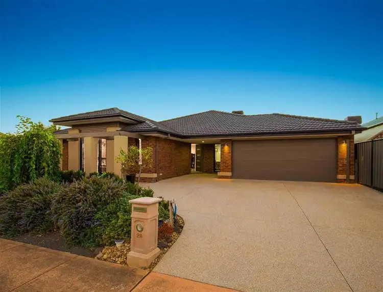 28 May Gibbs Circle, Point Cook VIC 3030