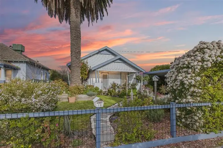 18 Vincent Street, Ararat VIC 3377