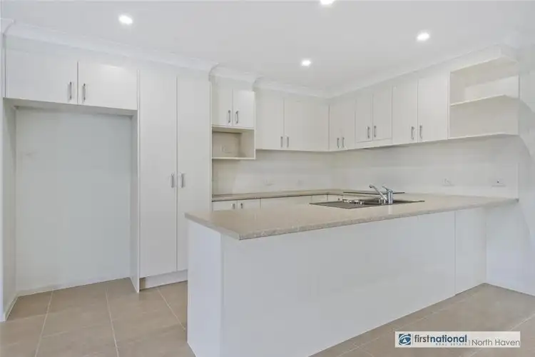 2/18 Kew Road, Laurieton NSW 2443