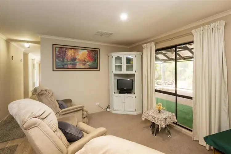 Second view of Homely house listing, 5 Orlando Court, Mildura VIC 3500
