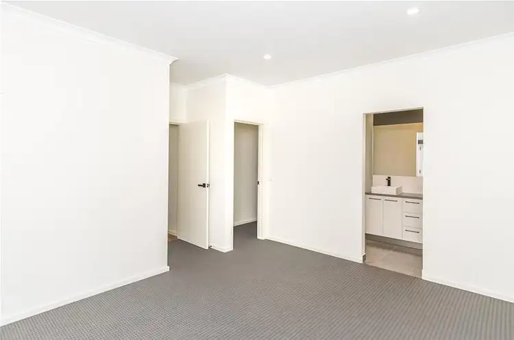 Fifth view of Homely house listing, 5 Toorak Drive, Irymple VIC 3498