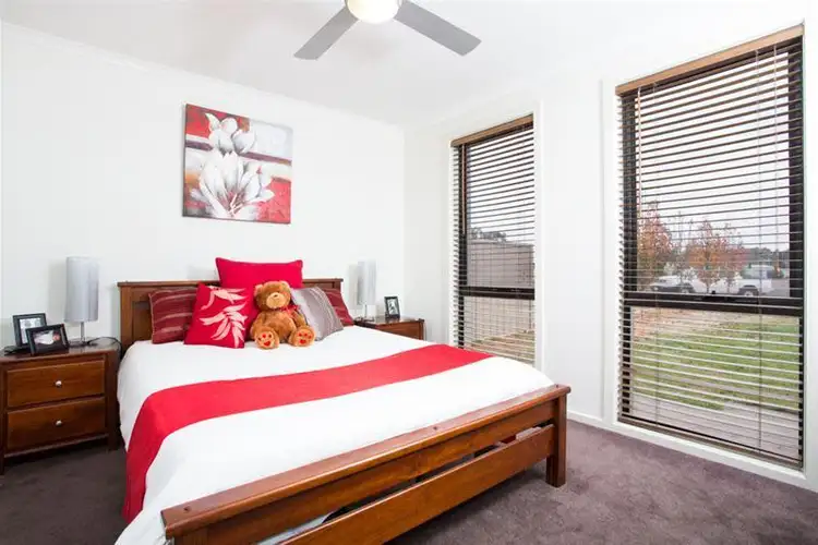 Sixth view of Homely house listing, 10 Garrett Court, Birdwoodton VIC 3505