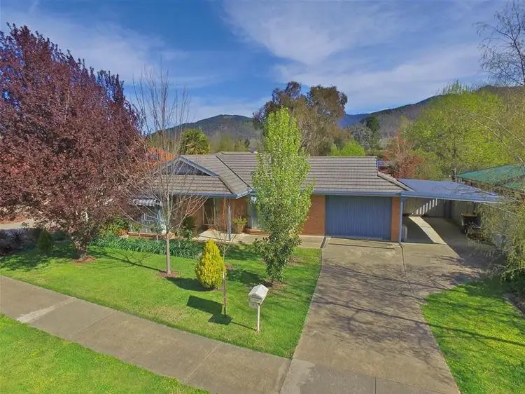 Main view of Homely house listing, 7 Norman Court, Bright VIC 3741