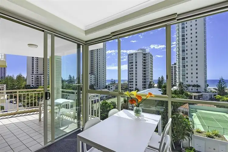 'MALDIVES' 46 Pacific Street, Main Beach QLD 4217