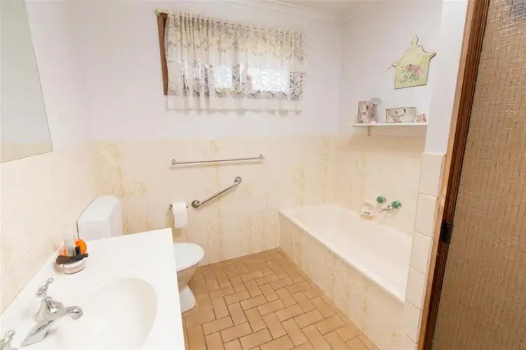 Sixth view of Homely unit listing, 2/3 Vincent Court, Mildura VIC 3500