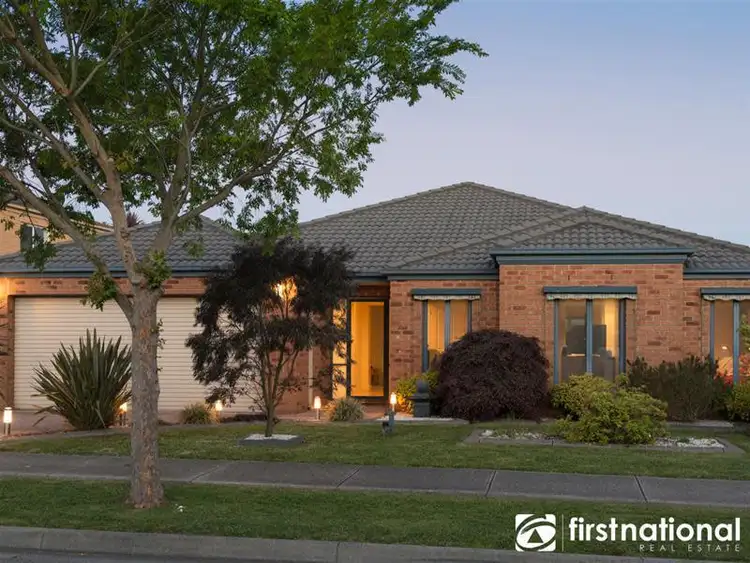 116 Berwick Springs Promenade, Narre Warren South VIC 3805