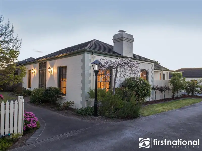 Main view of Homely apartment listing, 1/70 Gloucester Avenue, Berwick VIC 3806