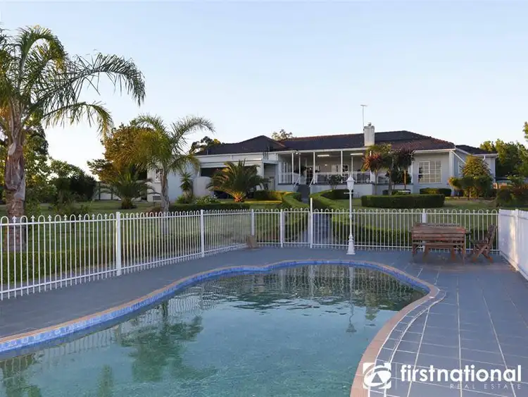 49-51 Fontaine Terrace, Narre Warren North VIC 3804