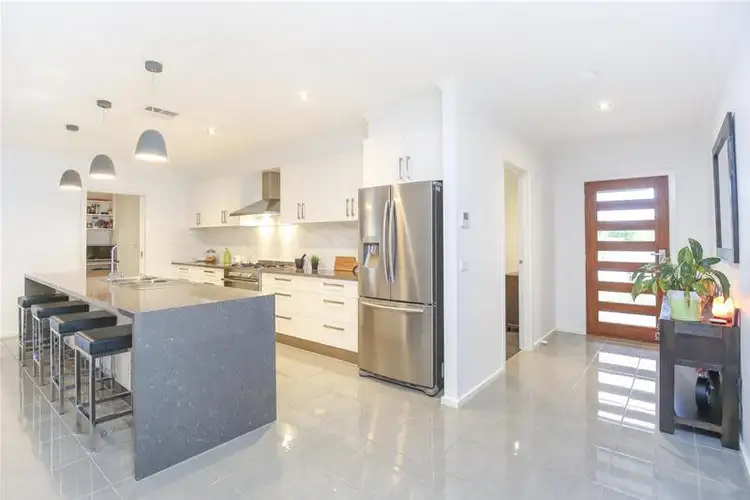 Seventh view of Homely house listing, 8 Lakeview Court, Mildura VIC 3500