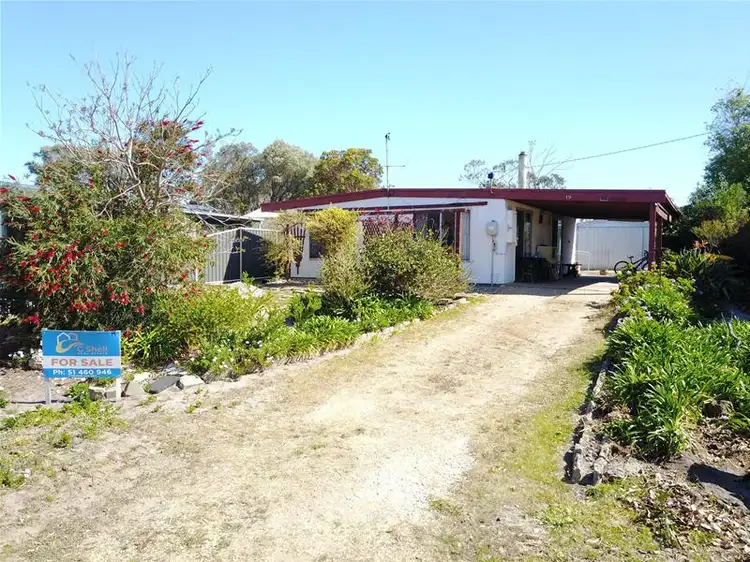 19 Holmes Street, Loch Sport VIC 3851