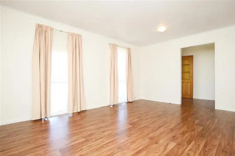 Second view of Homely house listing, 8 Ulmarra Place, Mildura VIC 3500