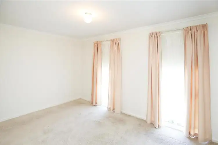 Sixth view of Homely house listing, 8 Ulmarra Place, Mildura VIC 3500