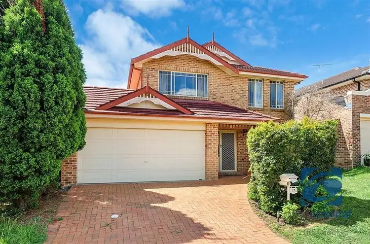 17 Ipswich Avenue