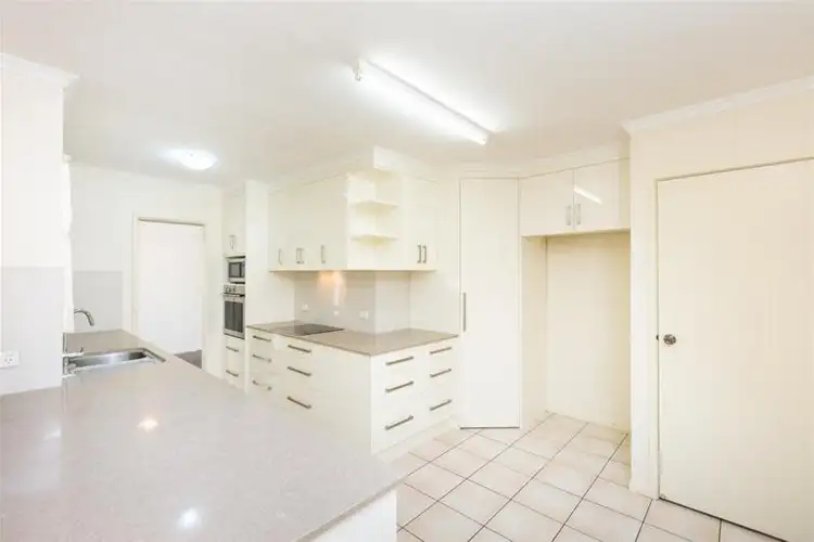 Fifth view of Homely house listing, 4 Bundarra Court, Mildura VIC 3500