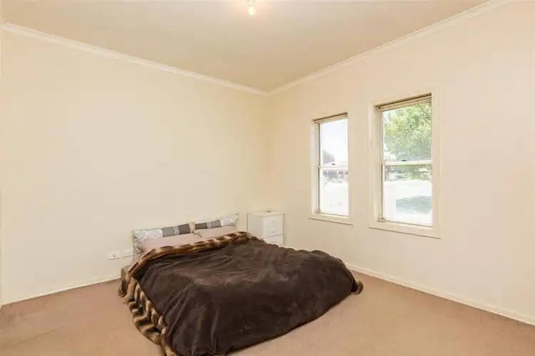 Fifth view of Homely townhouse listing, 383 Eleventh Street, Mildura VIC 3500