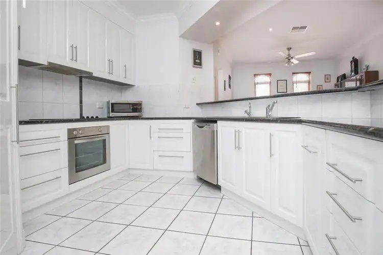 Sixth view of Homely house listing, 27 Petrucci Way, Mildura VIC 3500