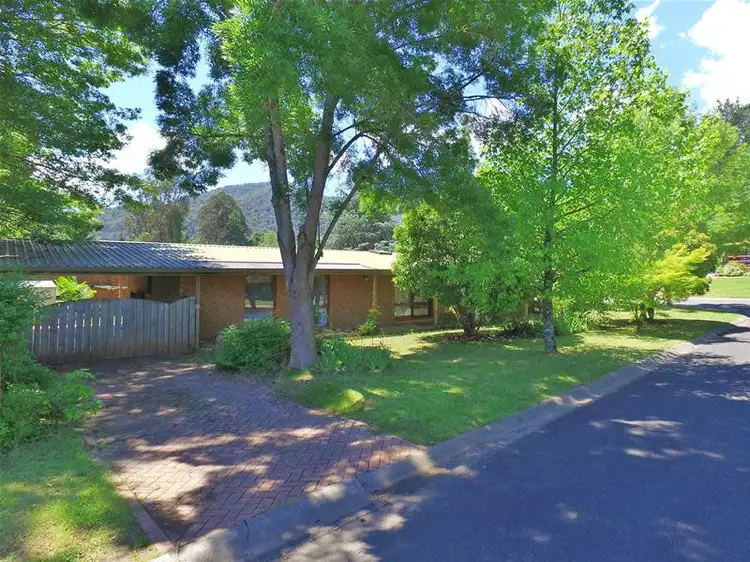 Main view of Homely house listing, 5 Alrima Court, Bright VIC 3741
