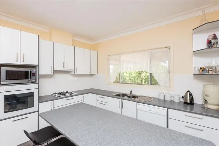 Fourth view of Homely house listing, 8 Victoria Court, Mildura VIC 3500