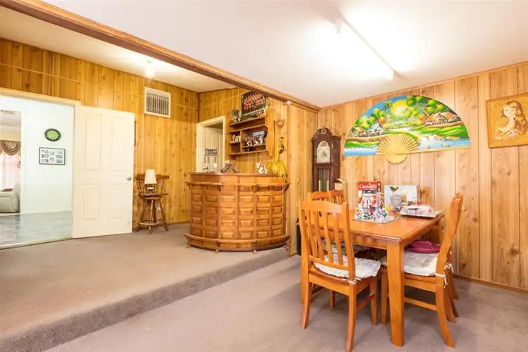 Sixth view of Homely house listing, 8 Victoria Court, Mildura VIC 3500