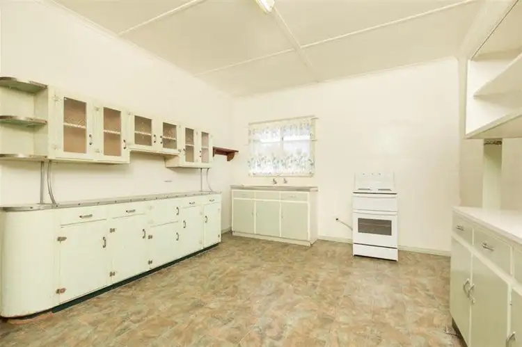 Fourth view of Homely house listing, 715 Woomera Avenue, Red Cliffs VIC 3496
