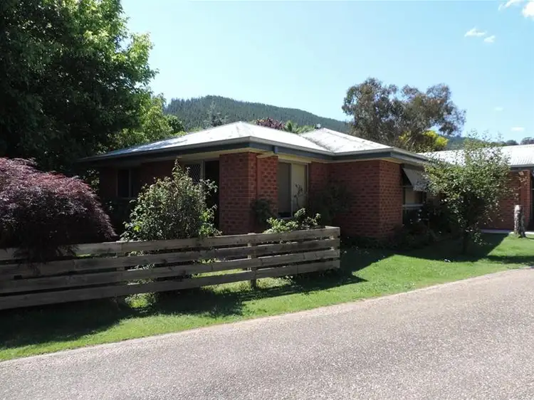 1/27 Toorak Road
