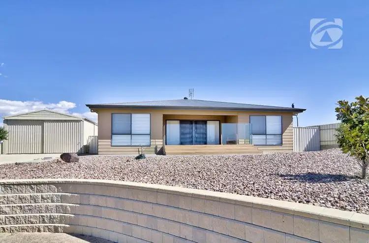 2 Milford Street, Moonta Bay SA 5558