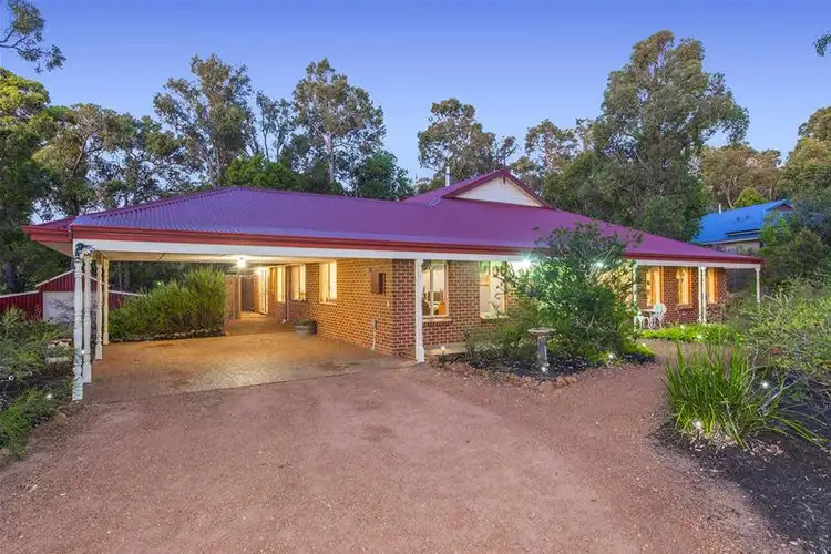 18 Kobus Heights, Roleystone WA 6111