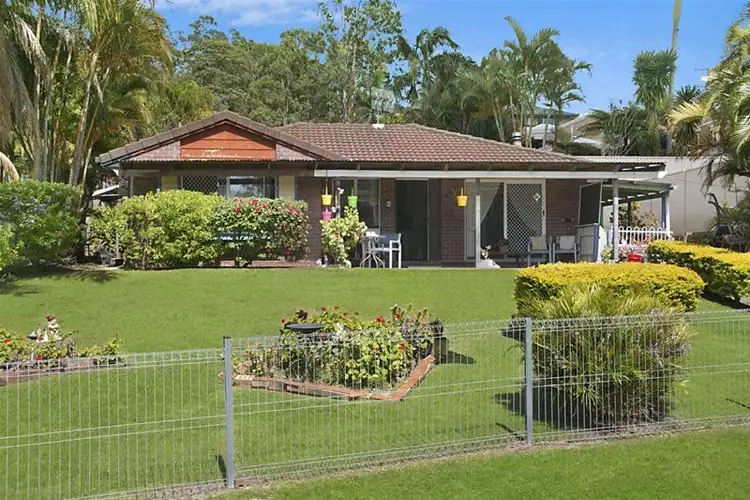 4 Armada Crescent, Currumbin Waters QLD 4223