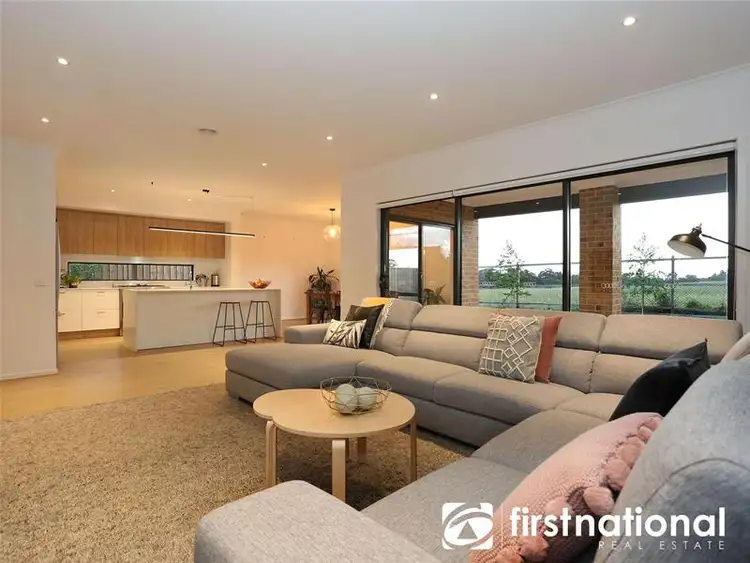 Fifth view of Homely house listing, 4 Vantage Drive, Pakenham VIC 3810