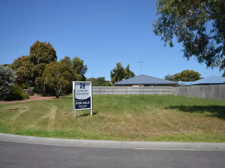 16 Regatta Place, Inverloch VIC 3996