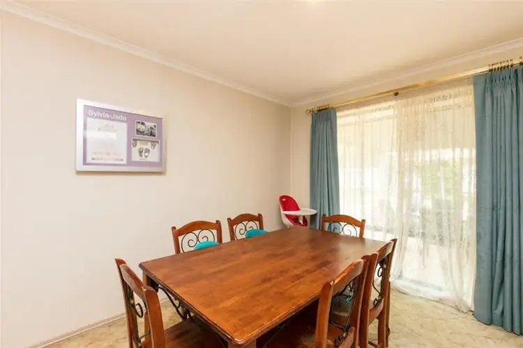 Sixth view of Homely house listing, 5 Symonds Court, Mildura VIC 3500